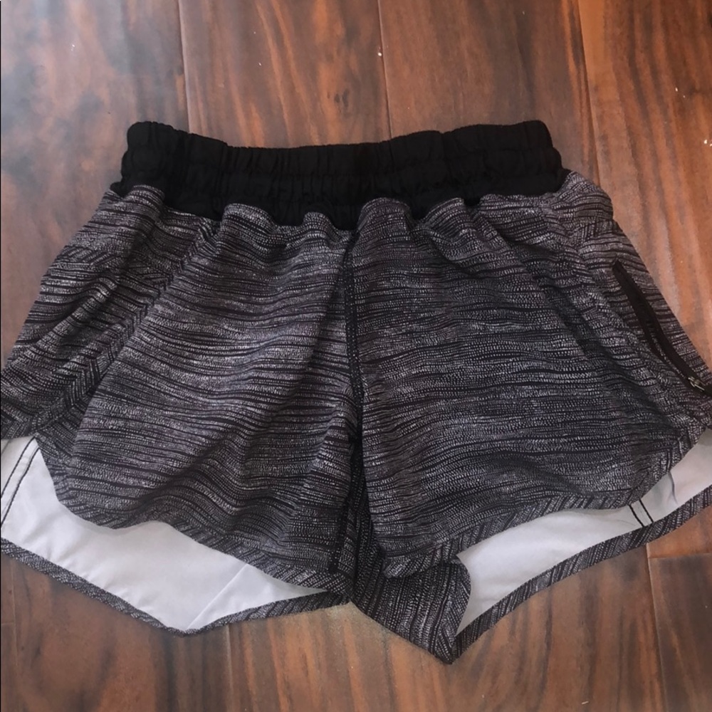 Lululemon tracker shorts, excellent condition